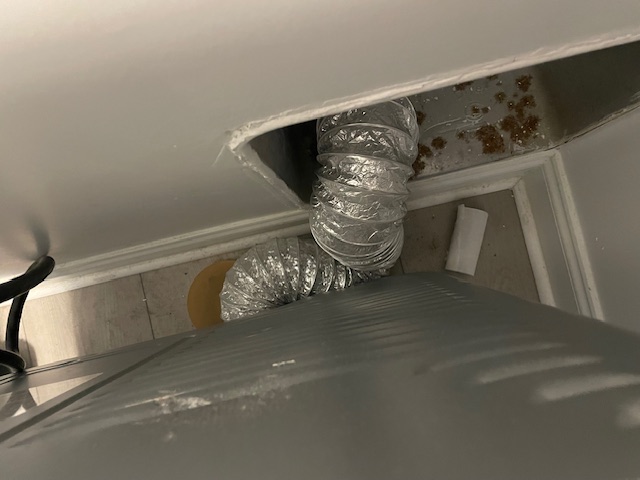 Improper flex foil transition duct requiring replacement